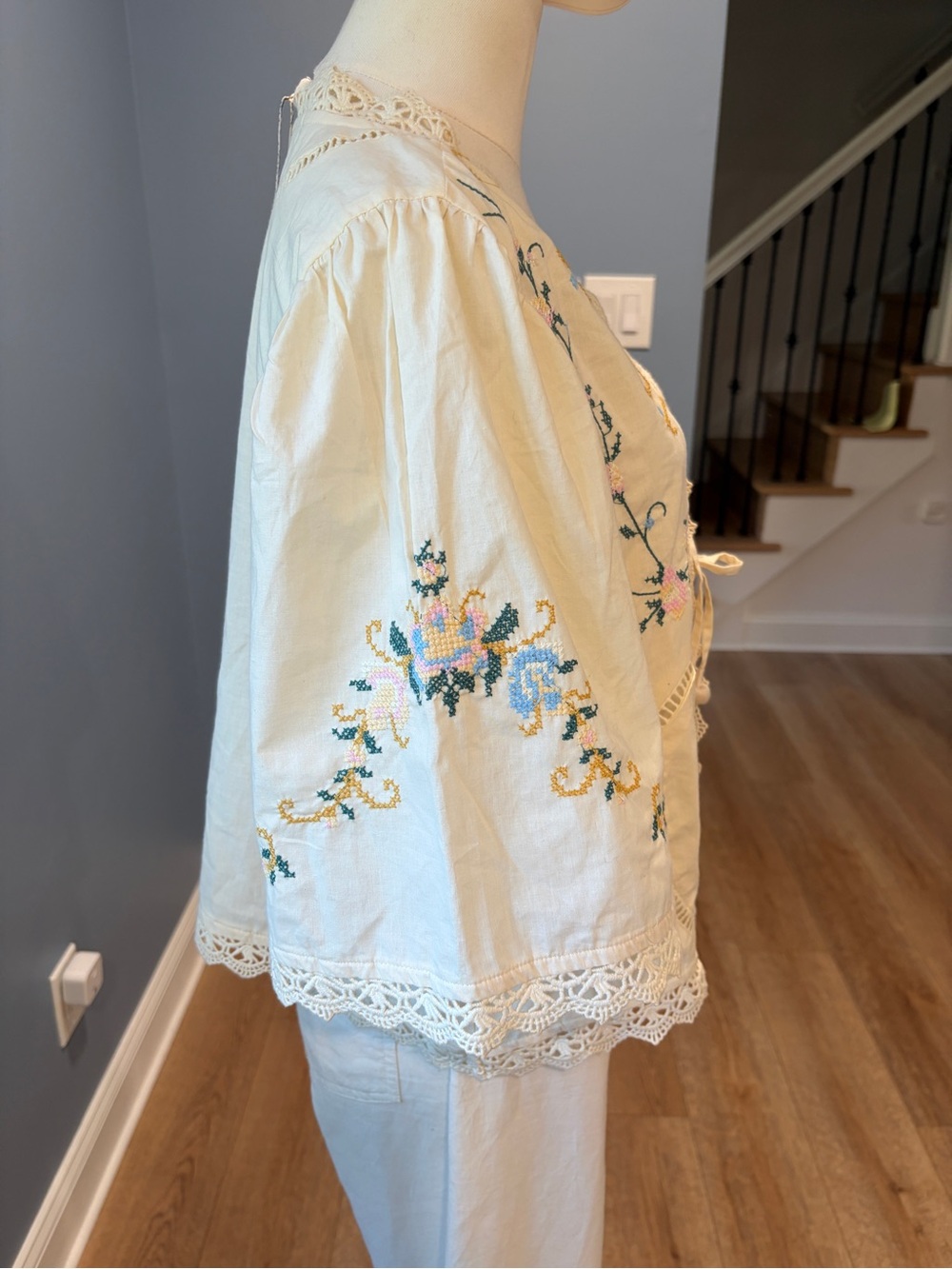 Jennifer & Grace Embroidered Cotton Boho Jacket Ivory Crochet Lace XL NWT - Picture 5 of 10